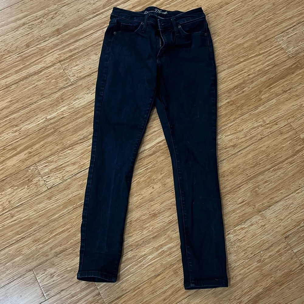 Universal Thread Blue Jeans